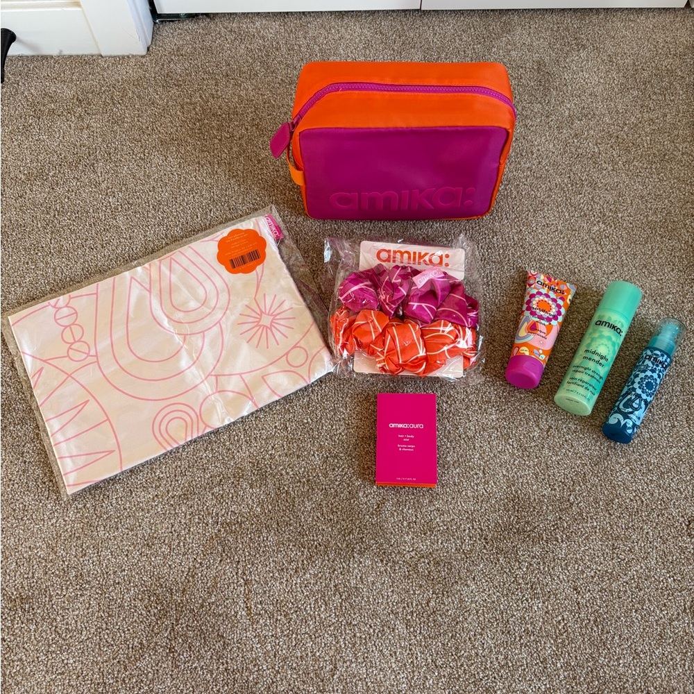 Amika Hair Care Gift Set